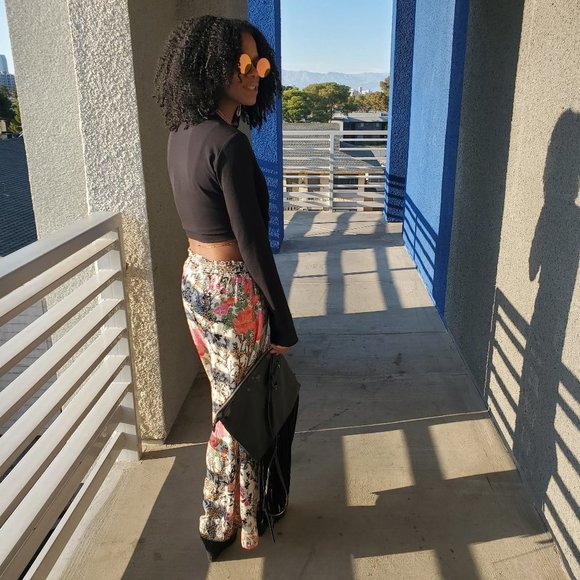 By Filtre Multi Colored Flower Print Pants Large - Picture 11 of 17